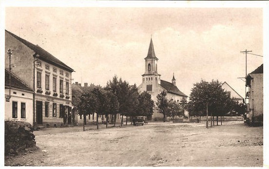 kolovec-nam-svobody-kostel1940